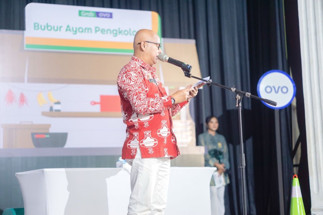 Sesi sambutan pejabat di panggung acara Grab Kota Masa Depan